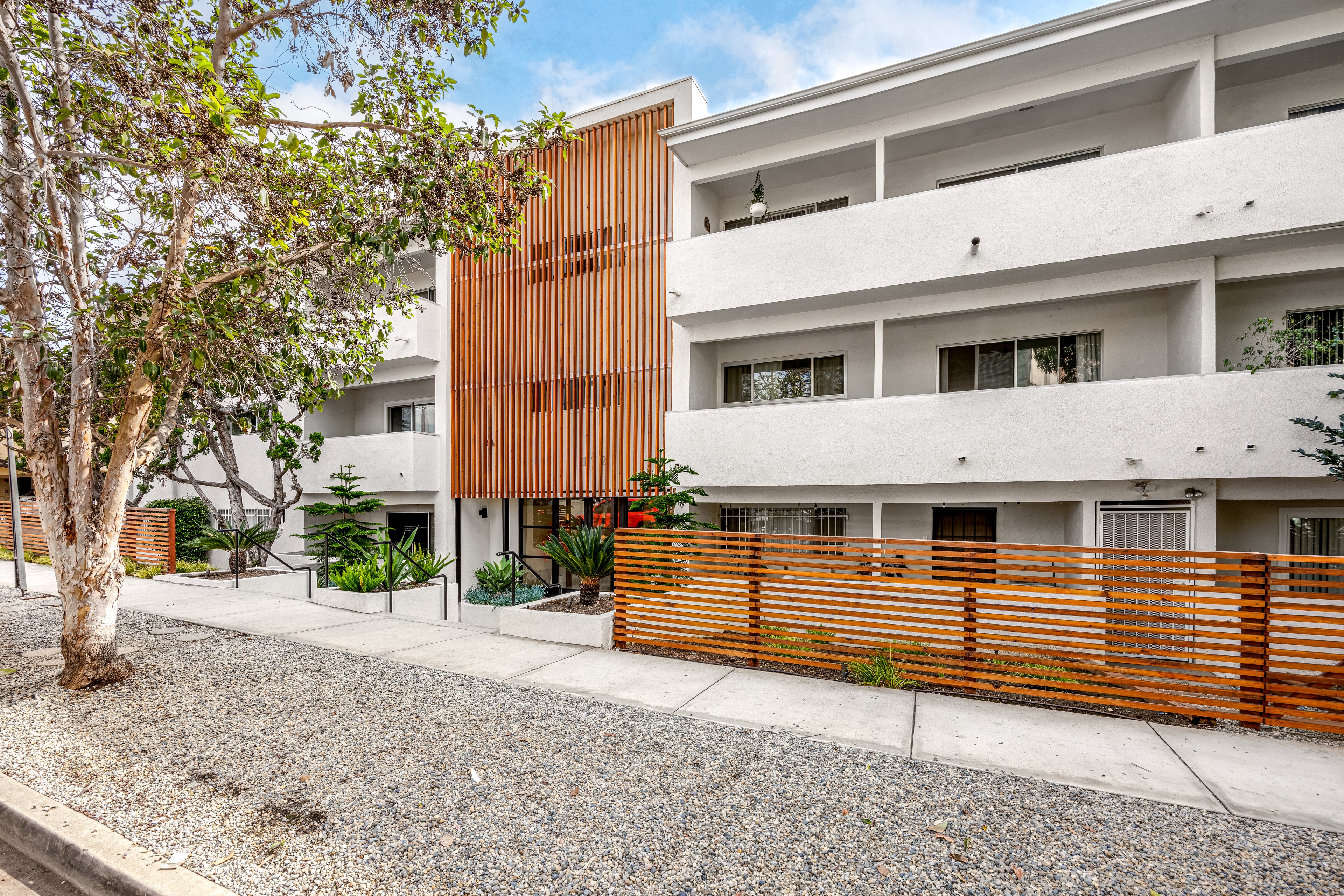 property for rent #1